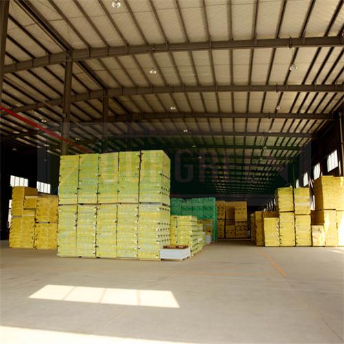 影響擠塑板與聚合物砂漿的粘結(jié)的因素？